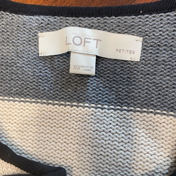 LOFT Sweater Cardigan - Picture 4 of 7